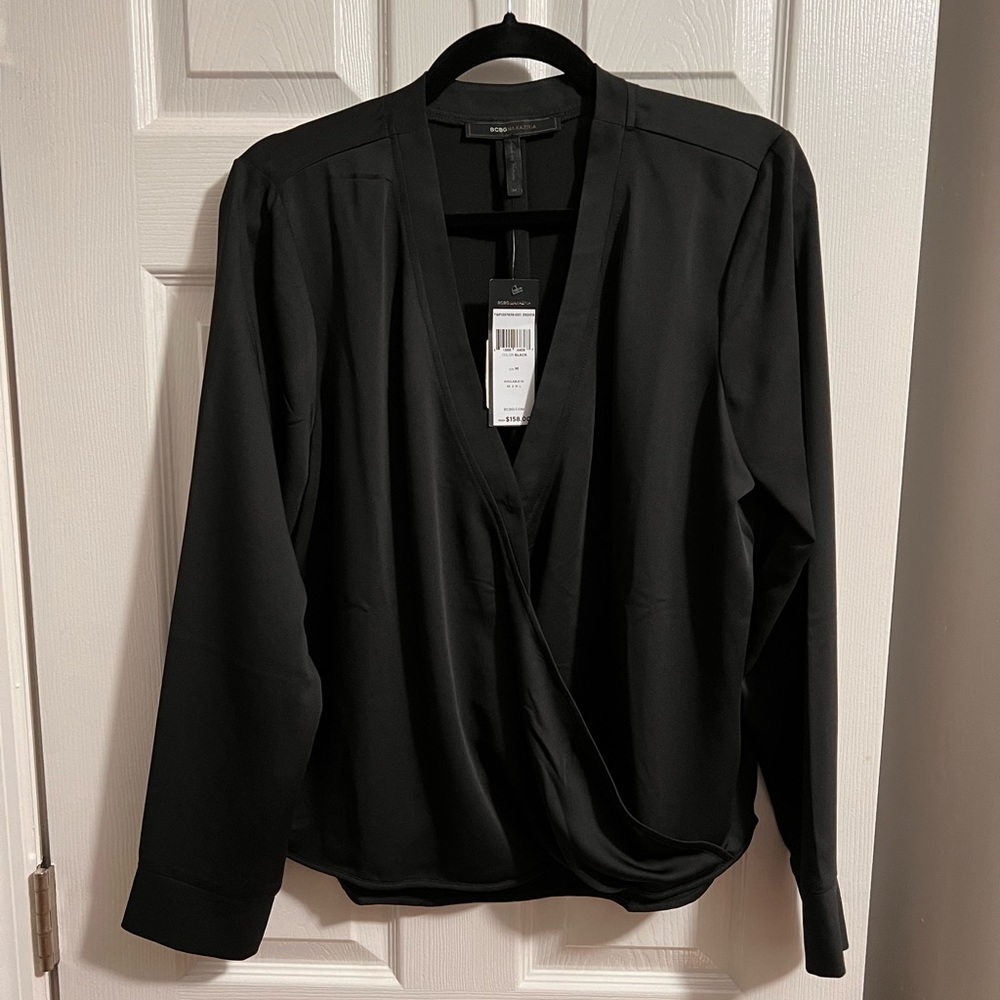 BCBG MAXAZRIA WOMEN’s BLOUSE size M